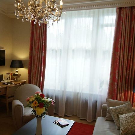 런던 Chelsea: Exceptional 1Br W/Views Of The River Thames & Battersea Park 아파트 외부 사진